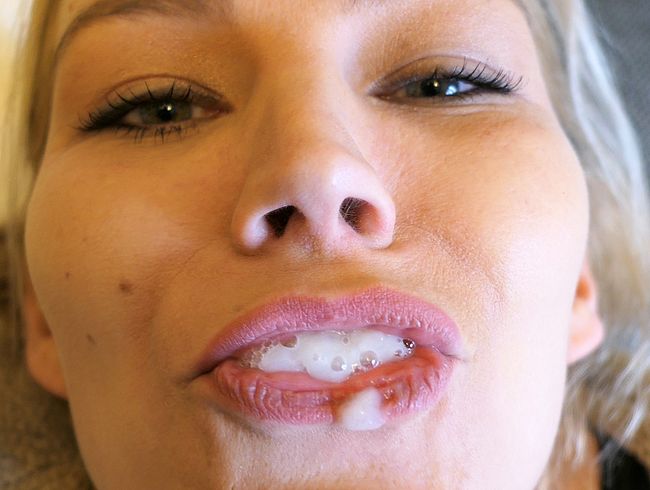 Mund auf, Sperma rein, glücklich sein!