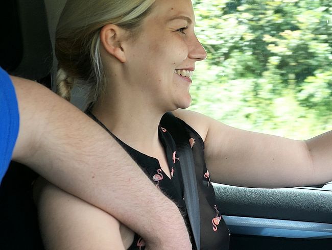 Entsaftungstour während der Fahrt! Beim Ficken erwischt aber trotzdem gespritzt