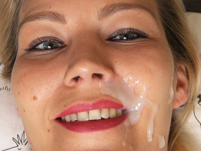 Der Traum aller Frauen! Gleichzeitig Orgasmus und Sperma ins Gesicht bekommen